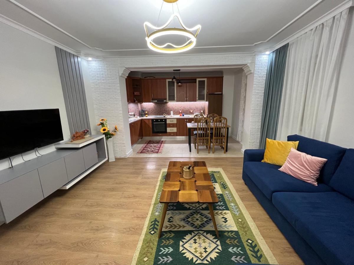 Chestnut Yard Apartment *